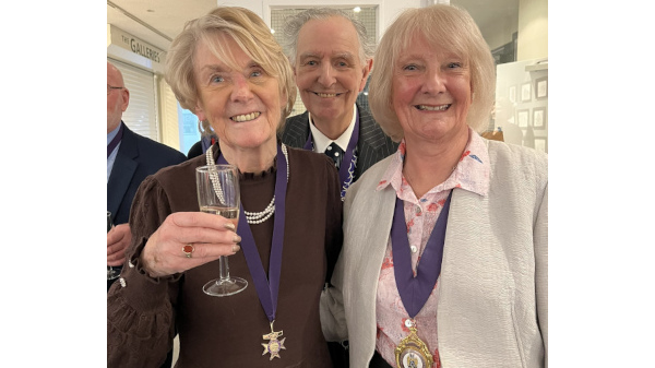 Founders honoured with Haslemere Volunteers Award