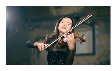 The London Mozart Players featuring violinist Joo Yeon Sir